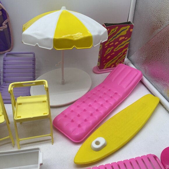 Vintage Barbie Furniture 1980’s Beach Patio Mixed Lot - Picture 4 of 9